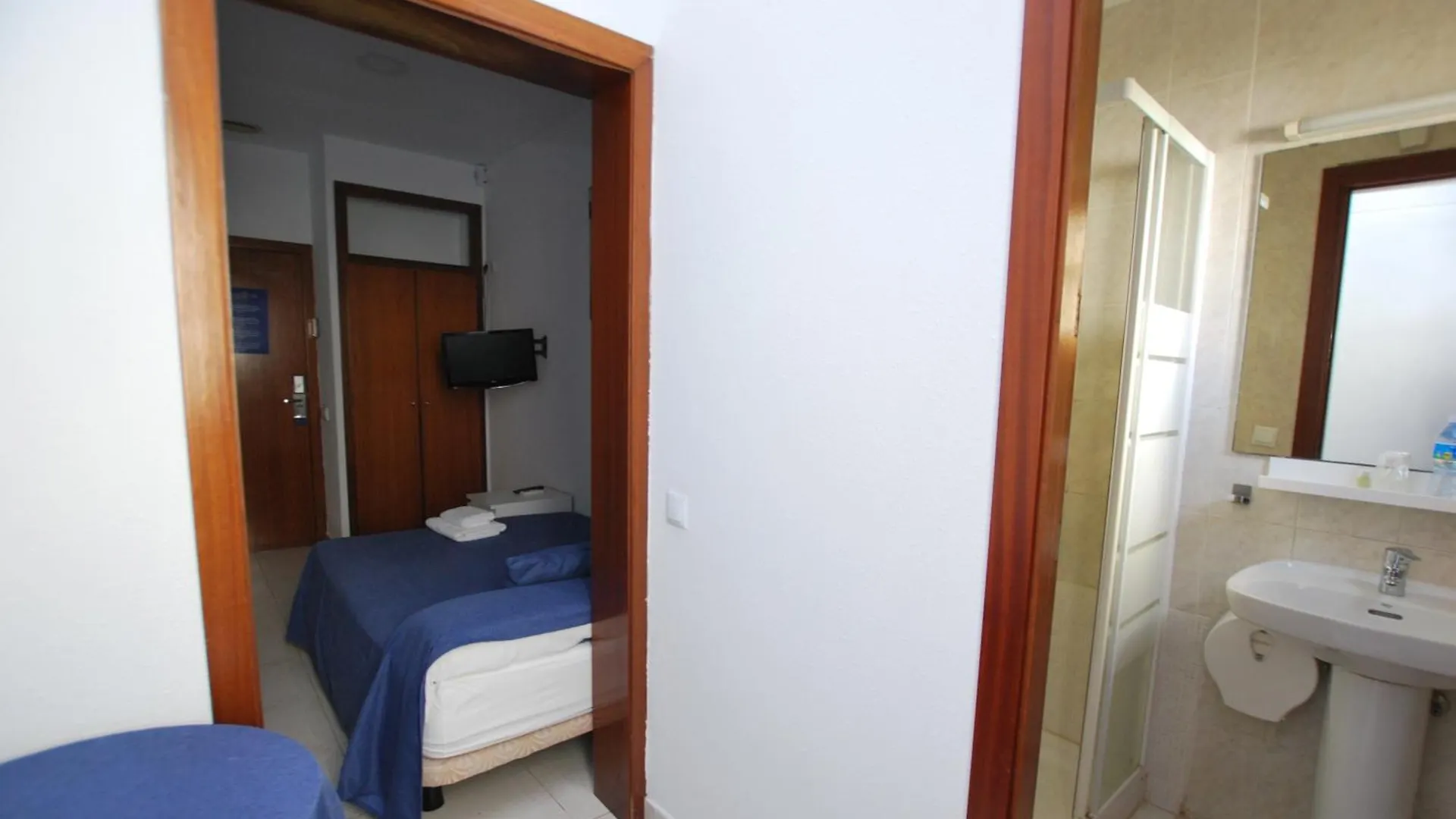 **  Hotel Tres Leones Vilassar De Mar Spain