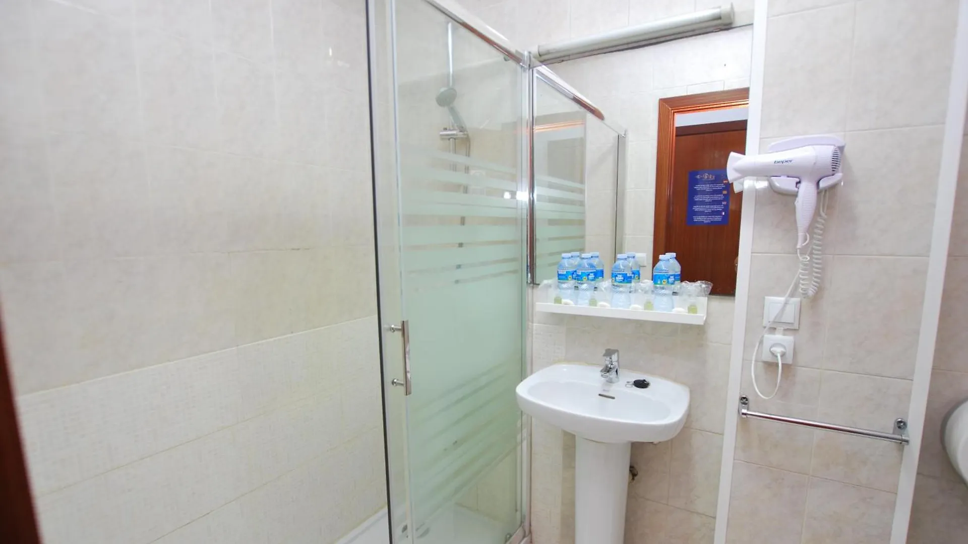 Hotel Tres Leones Vilassar De Mar